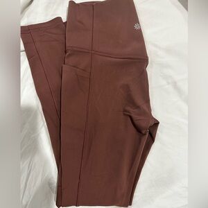 Athletha salutation stash leggings.